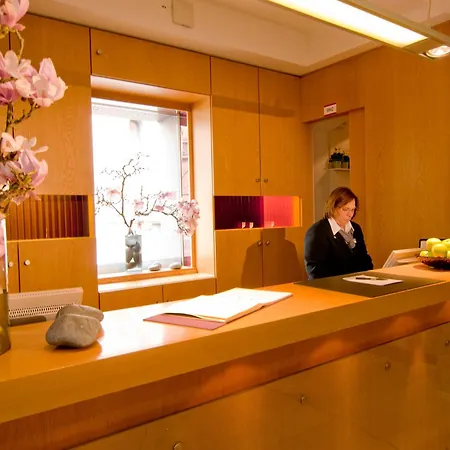فندق Herzogshof - Boutique-hotel Am Dom