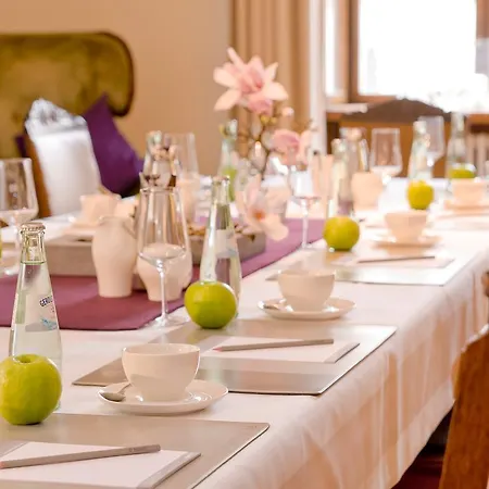 Otel Herzogshof - Boutique-hotel Am Dom Regensburg